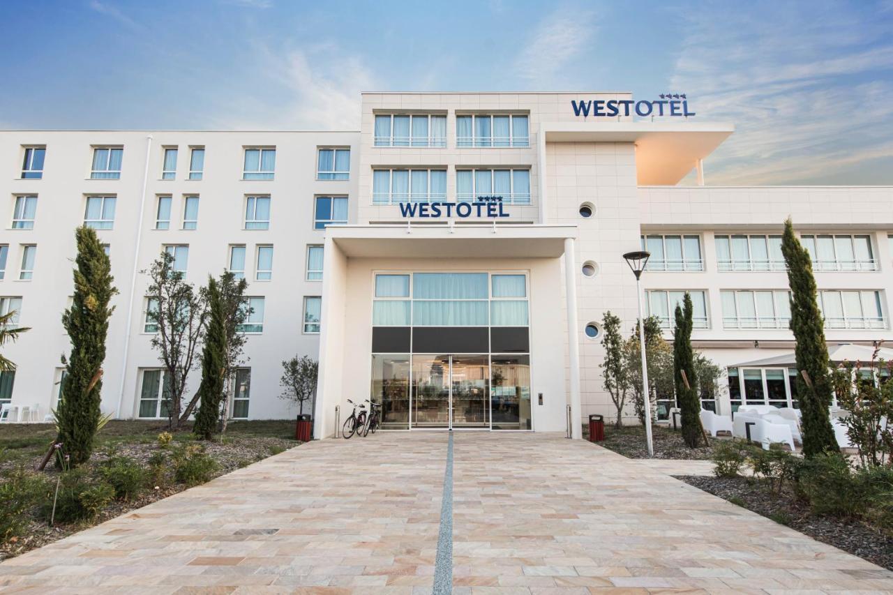 Westotel Tours Val De Loire La Ville-aux-Dames Ngoại thất bức ảnh
